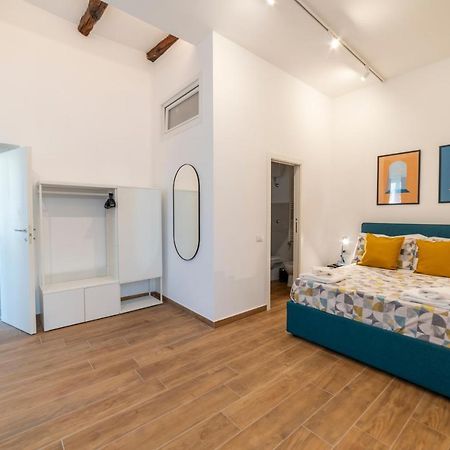 Il Vicoletto Maiorani 39 Apartment เนเปิลส์ ภายนอก รูปภาพ