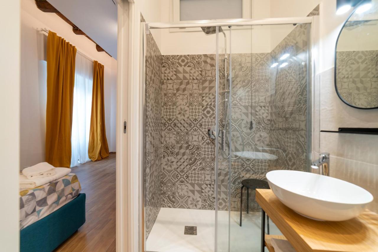 Il Vicoletto Maiorani 39 Apartment เนเปิลส์ ภายนอก รูปภาพ