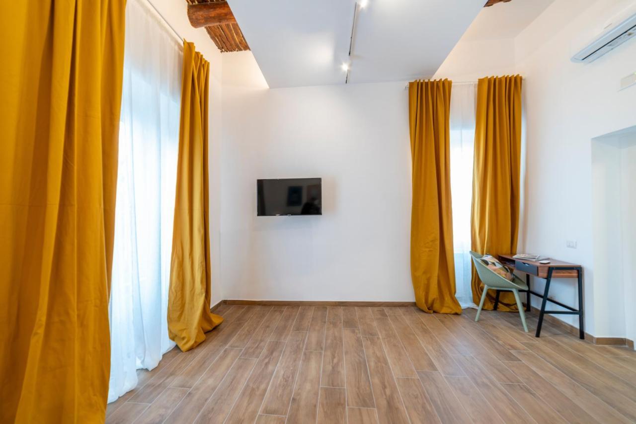 Il Vicoletto Maiorani 39 Apartment เนเปิลส์ ภายนอก รูปภาพ